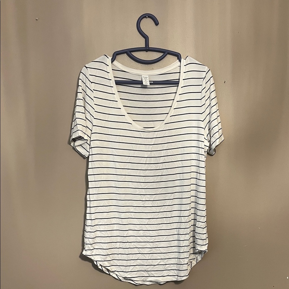 Old Navy Cream and Black Striped Short Sleeve Tee
